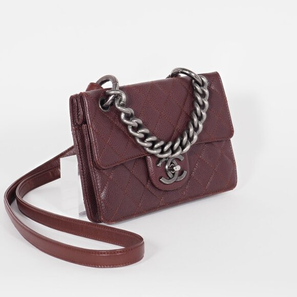 Chanel Quilted Burgundy Caviar Medium Retro Class Flap Bag - Picture 9 of 16